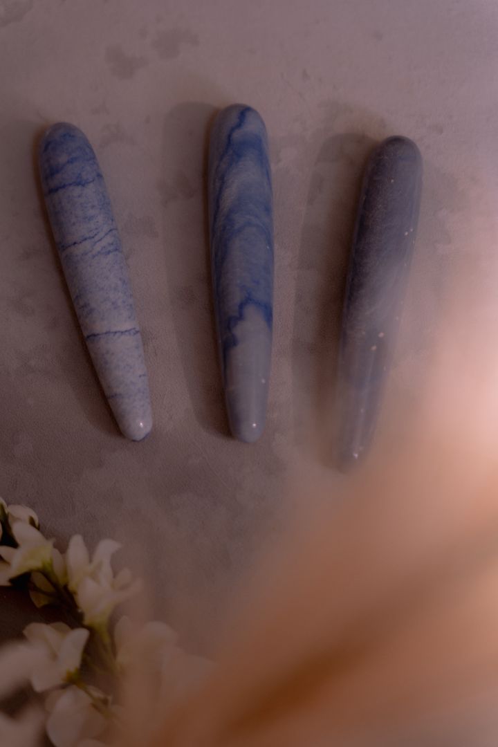 Blue Quartz Crystal Wand (Slim)