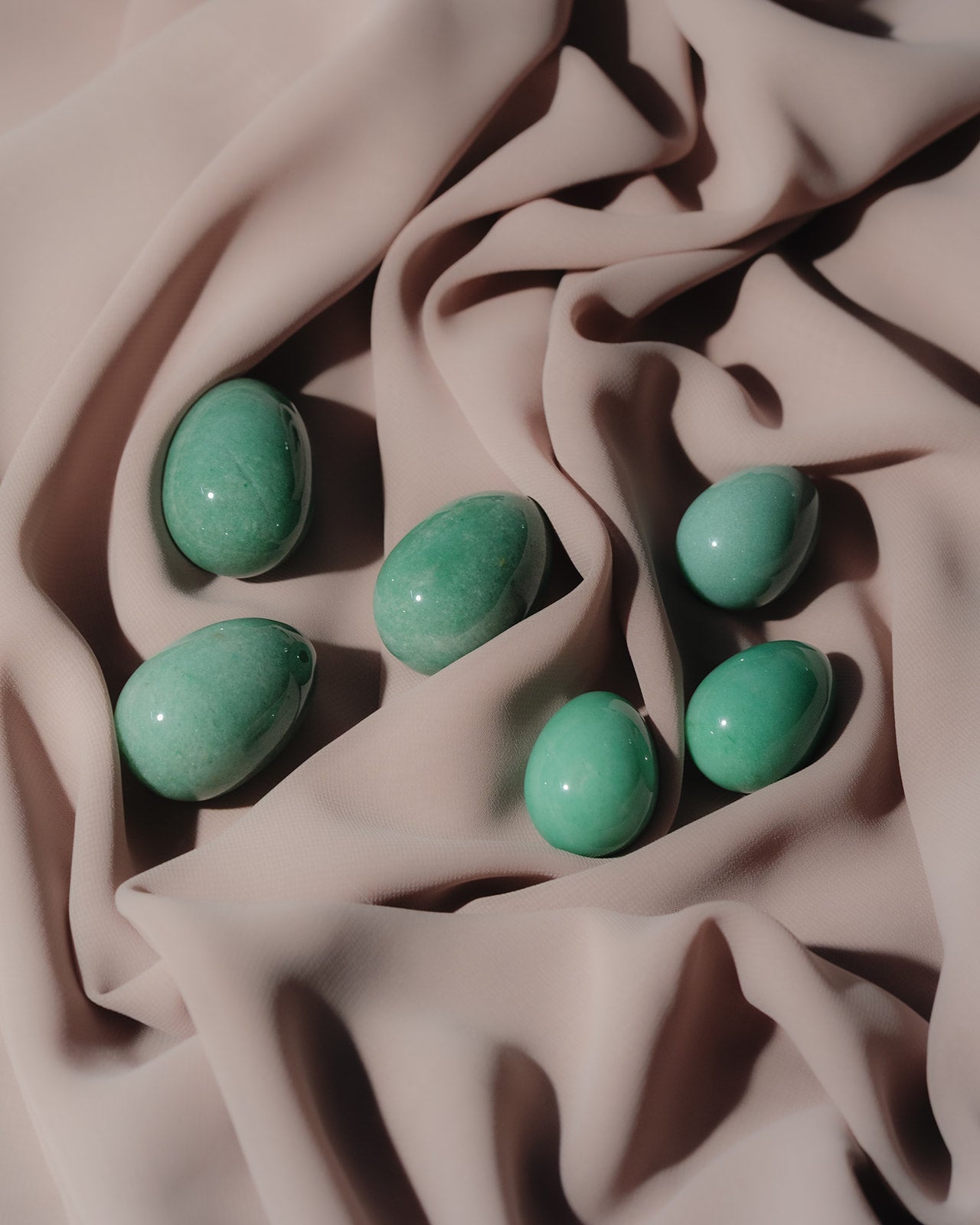 Indian Jade Crystal Egg (medium)