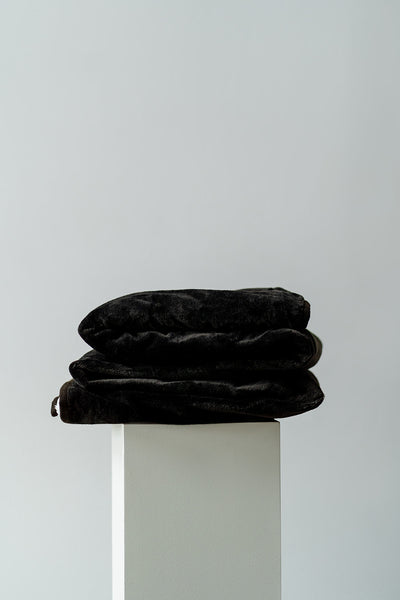 Black Free Bleed® Blanket by WAANDS™